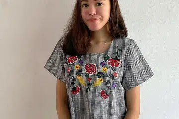 LAKAR PERJALANAN: Nurshamira mempunyai cita-cita untuk menjadi seorang pakar perubatan sukan satu hari nanti dengan harapan dapat menyumbang kepakarannya dengan pasukan negara. - Foto ITE