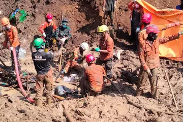 tanah runtuh