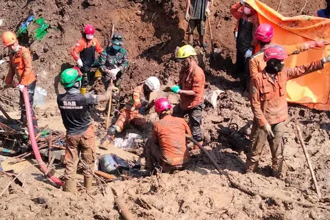 tanah runtuh