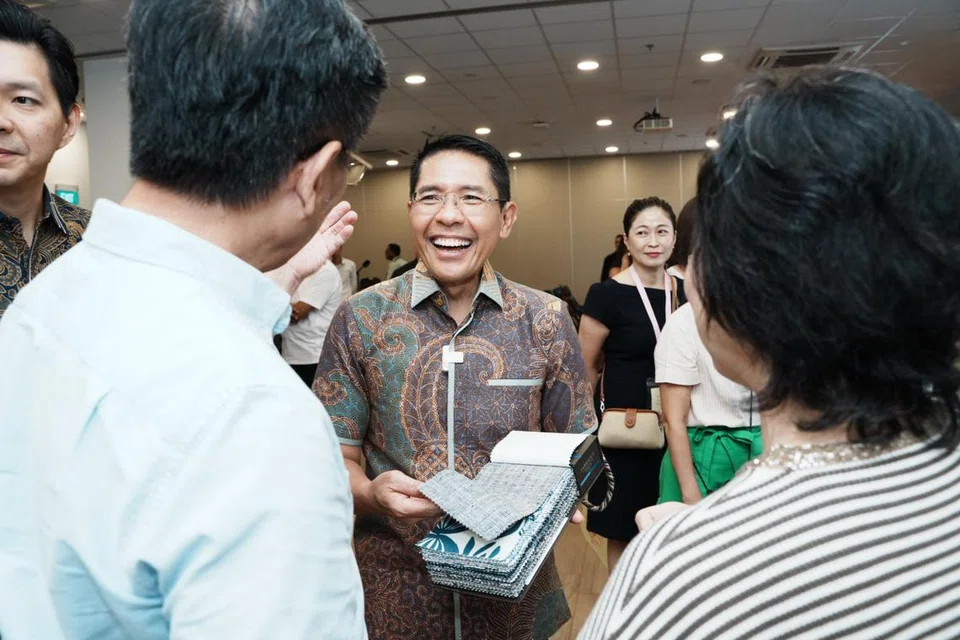 Menteri di Pejabat Perdana Menteri, Dr Mohamad Maliki Osman (tengah), berkata beliau tetap komited sepenuhnya untuk berkhidmat kepada penduduknya sebagai Anggota Parlimen (AP) mereka sehingga Pilihan Raya Umum 2025 (GE2025) akan datang meskipun terdapat perubahan ketara kepada sempadan pilihan raya kawasan Siglap di GRC East Coast.