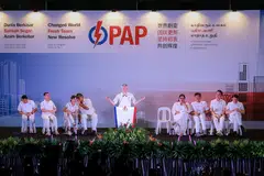  Menteri Kanan,  Lee Hsien Loong