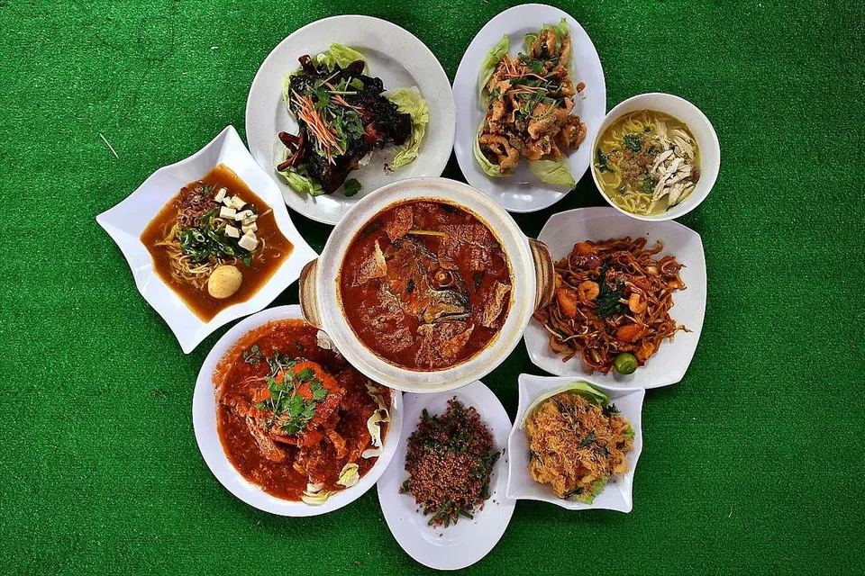Antara makanan paling laris di Setya Abadi Makan Place 