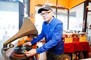 Azri Ali, mosta records