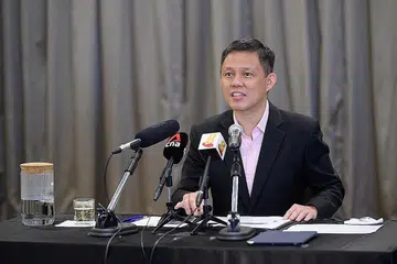ENCIK CHAN CHUN SING: Pinjaman di bawah skim disokong Enterprise Singapore untuk bantu kemantapan operasi perusahaan dalam pelbagai sektor.