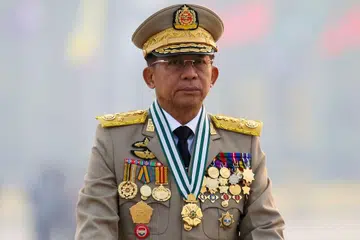 KETUA JUNTA TENTERA: Jeneral Kanan Min Aung Hlaing yang melantik dirinya sebagai Perdana Menteri untuk pemerintah sementara Myanmar. - Foto REUTERS
