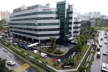 BERASASKAN TEKNOLOGI: Kemudahan Certis Commonwealth dapat menguji dan membangunkan huraian teknologi bagi keselamatan. - Foto SPH