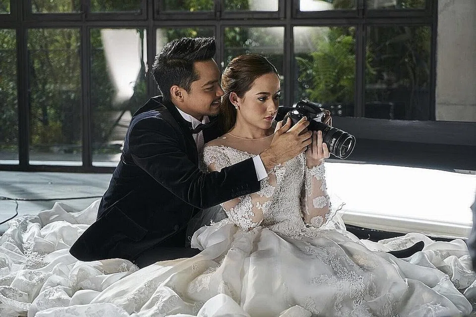 KISAH ROMANTIS: Dalam drama bersiri Mencintaimu Mr Photographer, penyanyi dan pelakon Singapura Hannah Delisha berpeluang berlakon di sisi pelakon muda, Syafiq Kyle. - Foto ihsan HANNAH DELISHA