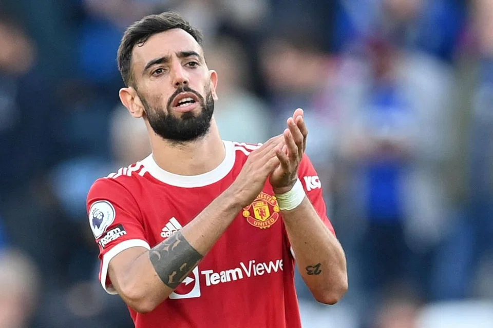 BRUNO FERNANDES, 27 tahun 'midfield' Manchester United dan Portugal