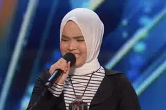RAMAI TERKESIMA: Peserta America’s Got Talent dari Indonesia, Putri Ariani yang buta membuatkan juri dan penonton terkesima sehingga Simon Cowell menekan butang Golden Buzzer yang membawanya maju pantas berbanding peserta lain ke peringkat lanjutan peraduan.