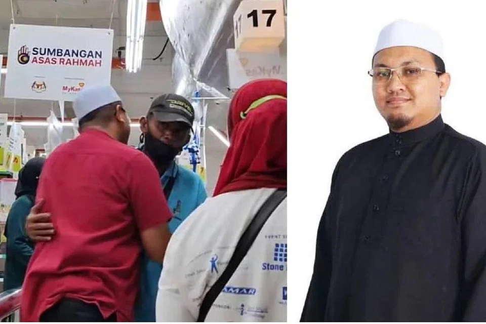Naib Kadi Daerah Kulai, Johor, Encik Muhammad Ismail Sajiman (berbaju merah dan gambar sampingan), membantu pasangan suami isteri yang kekurangan wang ketika membeli barangan keperluan menjelang Aidilfitri. 