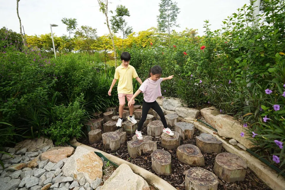 UNTUK KANAK-KANAK: Salah satu daripada empat zon Taman Penyembuhan Woodlands, dipanggil Taman Permainan Alam, direka bentuk untuk merangsang kreativiti dan menggalak permainan imaginatif di kalangan kanak-kanak.