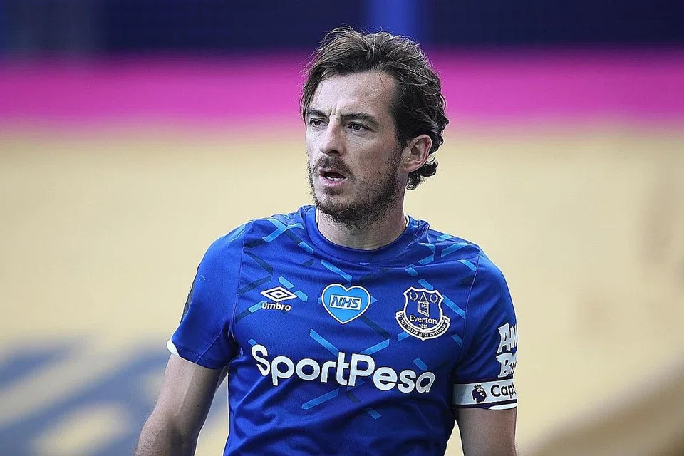 PENUH BERGAYA: Leighton Baines bekas pemain bek kiri England dan Everton ini mengakhiri kerjayanya sebagai pemain bola sepak dengan penuh bergaya. 