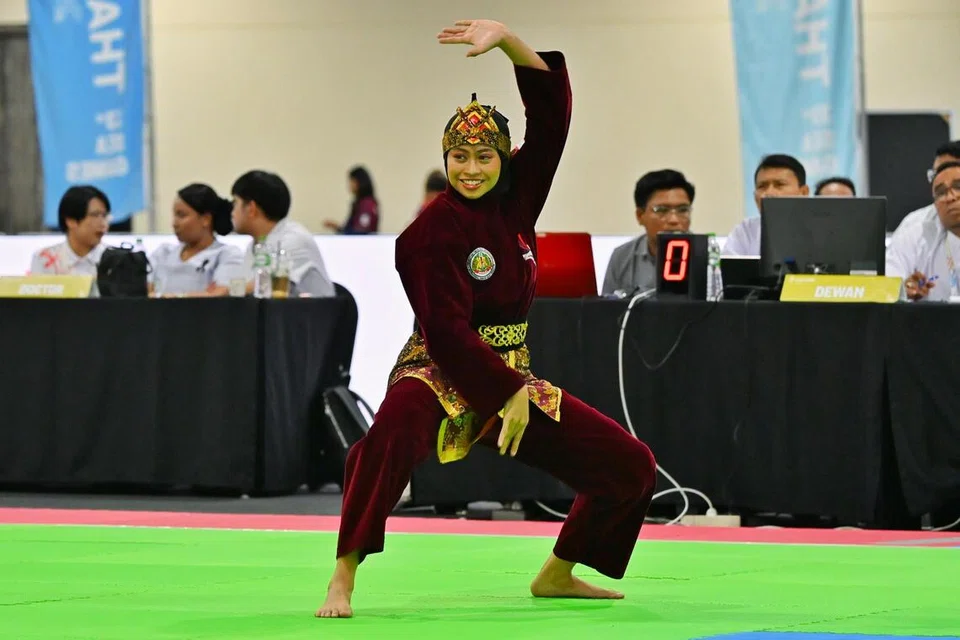 Nurin Insyirah Mohamed Aidil raih pingat gangsa di separuh akhir acara seni (tunggal Putri) Sukan SEA 2025 pada 14 Disember di Dewan Impact Forum, Bangkok.