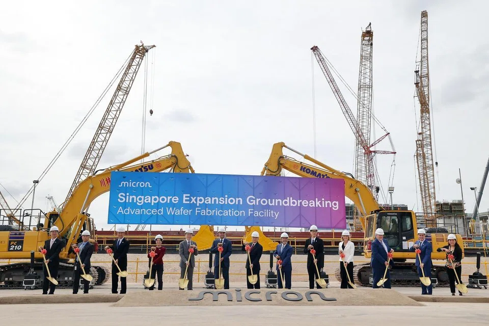 Micron, labur $30.5 bilion, cip Nand, AI, wujudkan 1,600 pekerjaan