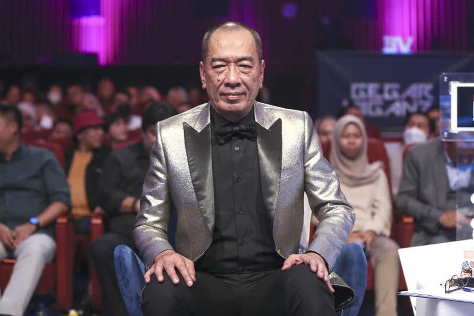 BUKAN HARI RAYA: Datuk Ramli MS, selaku ketua juri berpesan kepada peserta All Stars Gegar Vaganza agar menjaga mutu suara dan persembahan sebab tidak boleh anggap lagi persembahan bak ‘Hari Raya’ di mana mereka diberi pelepasan untuk menyanyi mengikut sesuka hati.