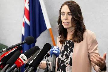UMUM PERUBAHAN: Perdana Menteri New Zealand, Cik Jacinda Ardern. - Foto REUTERS