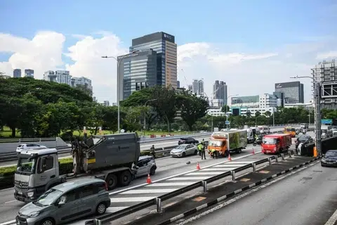 warga emas, kematian nahas jalan raya, naik dua kali ganda