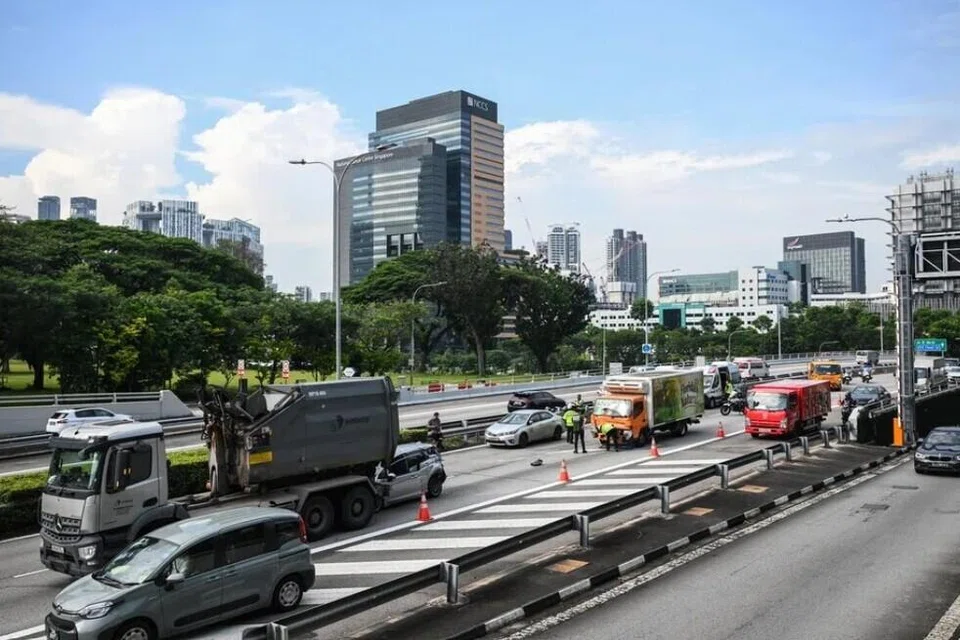 warga emas, kematian nahas jalan raya, naik dua kali ganda