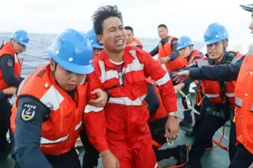 Devon Bay karam, Laut China Selatan, kapal daftar singapura