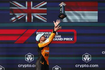 Pelumba McLaren, Lando Norris, ditabal juara Formula Satu (F1) buat kali pertama selepas beliau memenangi Grand Prix Miami pada 6 Mei.