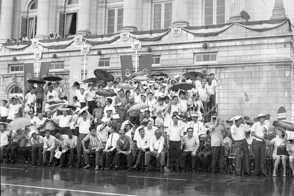 ndp 1968, penonton, hujan