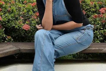 ROSALINA: Beliau kini salah seorang pengulas peraduan D'Academy Asia, satu pertandingan menyanyi genre dangdut di Indonesia, dan mempunyai sehingga sejuta pengikut di laman Instragramnya. Bersama Roslan Shah, beliau juga telah mendapat tawaran berlakon dalam filem 'Hantu Sei Ladi'. - Foto ZAINAL YAHYA