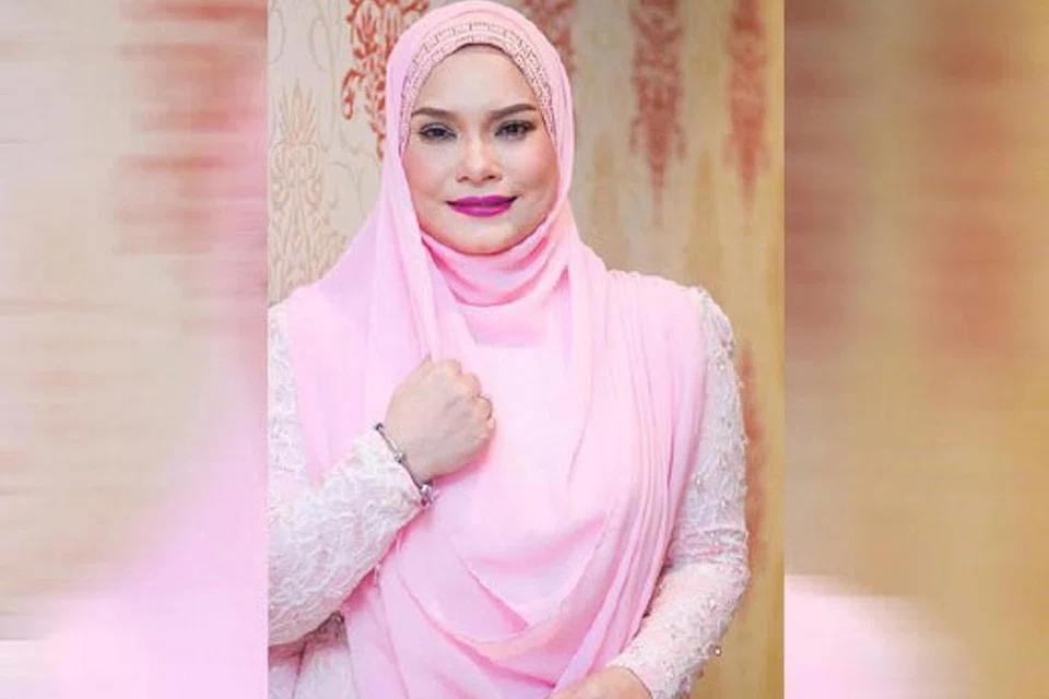 MASIH JADI TANDA TANYA: Pihak media Malaysia sepakat memilih lagu Adele, 'All I Ask', bagi dipertaruhkan Nora pada peringkat separuh akhir 'Gegar Vaganza 3' Ahad ini, tetapi penyanyi itu dikatakan memilih lagunya sendiri, 'Sandiwara'. - Foto NEW STRAITS TIMES PRESS
