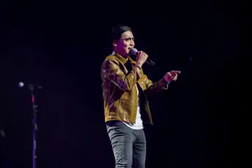 Penyanyi band Setia, Charly Van Houtten, hanya dapat menyanyikan 17 lagu sewaktu konsert ‘Legasi Setia Charly Van Houtten’ yang berlangsung di The Star Theatre pada 26 Oktober.