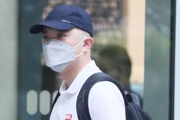 AKHIRNYA TERBONGKAR: Ooi Chuen Wei menyamar sebagai pakar sakit puan untuk mendapatkan mangsanya menghantar kepadanya video serta gambar bahagian tubuh peribadi mereka. - Foto BH oleh KELVIN CHNG