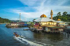 Kampong Ayer di Bandar Seri Begawan, Brunei.