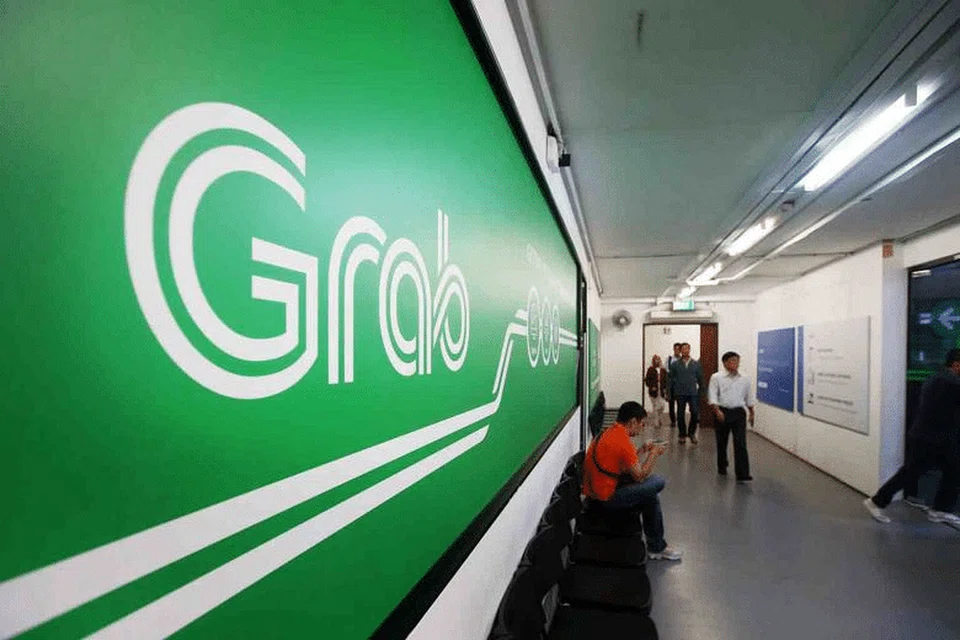 Langkah ini akan membantu menangani kekurangan slot penghantaran sedang pemerintah menggesa orang ramai supaya memesan makanan dan barangan keperluan rumah menerusi dalam talian. 