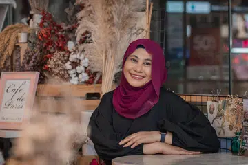 PENGELOLA: Hanim Mohd Saleh, Editor Bersekutu (Kolumnis Kanan). 