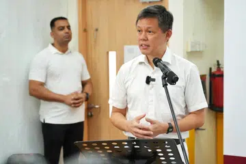 Menteri Pendidikan, Encik Chan Chun Sing, di sidang media memperkenal bakal calon PAP di GRC Aljunied bagi GE2025 pada 13 April.