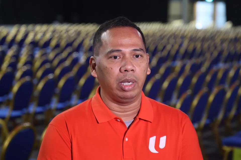 Porno jinsiy ayol xotini bilan