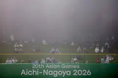 Tenis, luncur air dan kriket merupakan antara sukan yang terjejas akibat cuaca buruk pada hari kesembilan pertandingan.