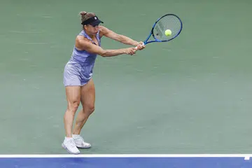 Yulia Putintseva, pemain tenis Kazakhstan, dalam aksinya melawan Jasmine Paolini dari Italy pada hari keenam Terbuka Amerika Syarikat 2024.