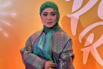 raja azura, pengacaraan, generasi baharu