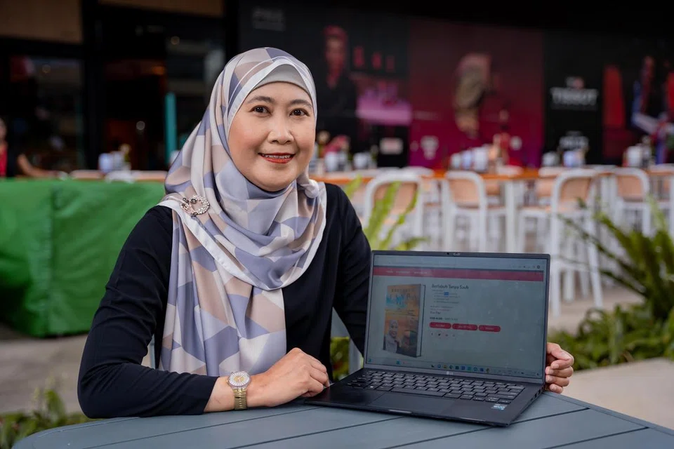 SELAMI KISAH SEBENAR: Untuk menghasilkan karya terkini, Cik Norhayati Mohammad Ali, ke luar negara untuk bertemu dengan kenalannya agar beliau boleh menghayati cerita tersebut. Beliau kemudian mengolah cerita itu agar lebih menarik.