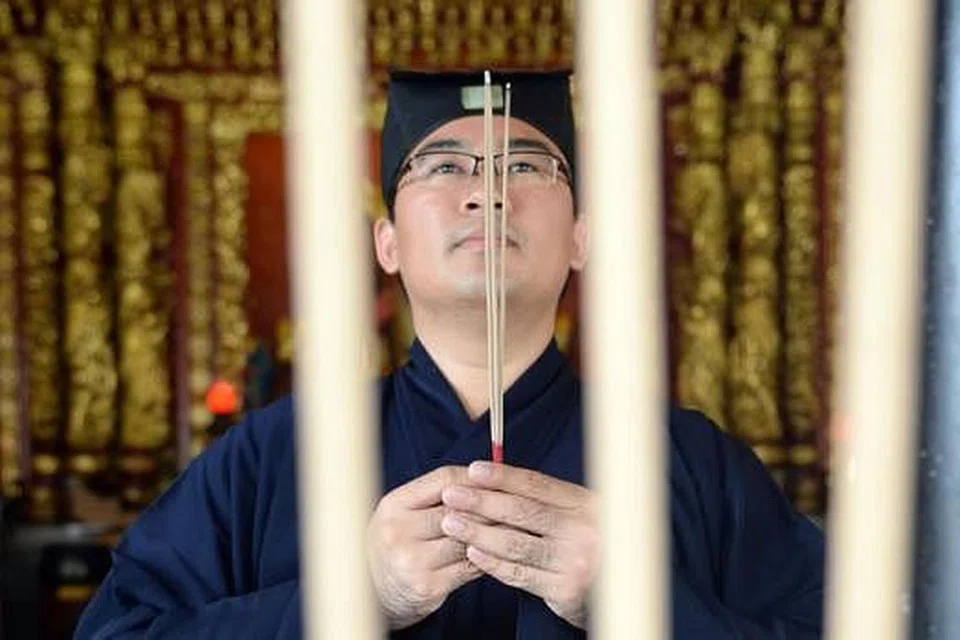 MASTER WEI YI: Dalami pengetahuan tentang agama lain meskipun beliau sami Tao. - Foto fail