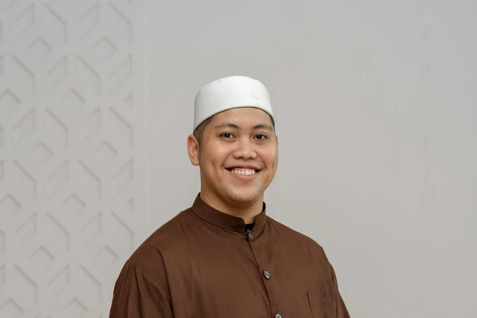 Pegawai Dakwah di Masjid Yusof Ishak, Ustaz Md Idris Rifaie. 