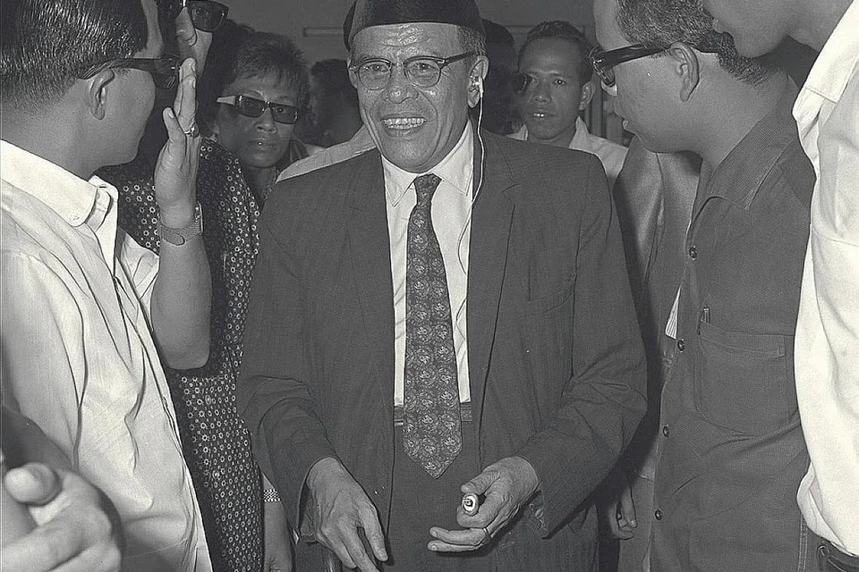 TOKOH TERKEMUKA: Hamka adalah seorang ulama, pemikir, pemimpin, ilmuan dan sasterawan ulung Nusantara yang amat besar pengaruhnya sehingga kini. - Foto fail