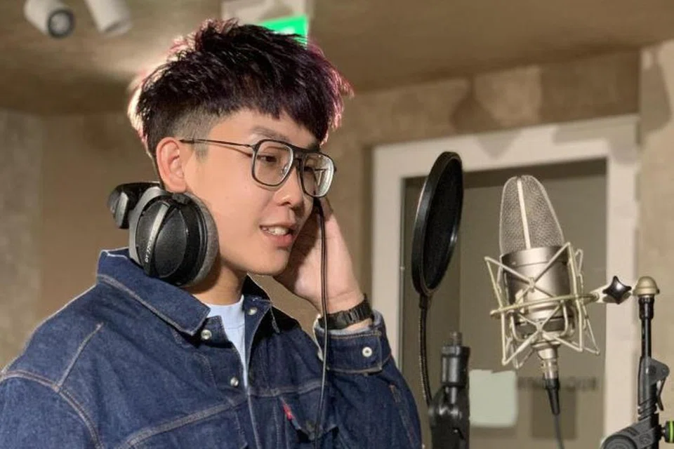 Penyanyi dan penulis lagu Singapura, Ben Hum, merupakan sebahagian daripada barisan penyanyi yang akan beraksi dalam sambutan menghitung detik menjelang 2025 di Marsiling-Yew Tee.