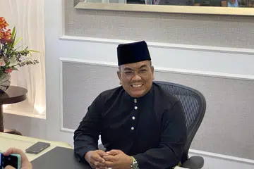 DATUK SERI MUHAMMAD SANUSI: Luah kesediaan  membuka lembaran baru dalam hubungan antara Kerajaan Negeri Kedah dengan Kerajaan Persekutuan.