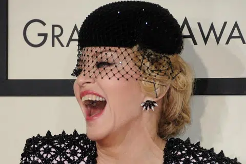 MADONNA: Miliki vila sendiri di tepian Tasik Como di Italy.