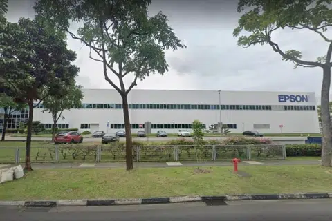 Ejen hartanah CBRE berkata bangunan di Tuas ini boleh memenuhi keperluan sektor yang mempunyai permintaan yang semakin meningkat, seperti pusat data. 