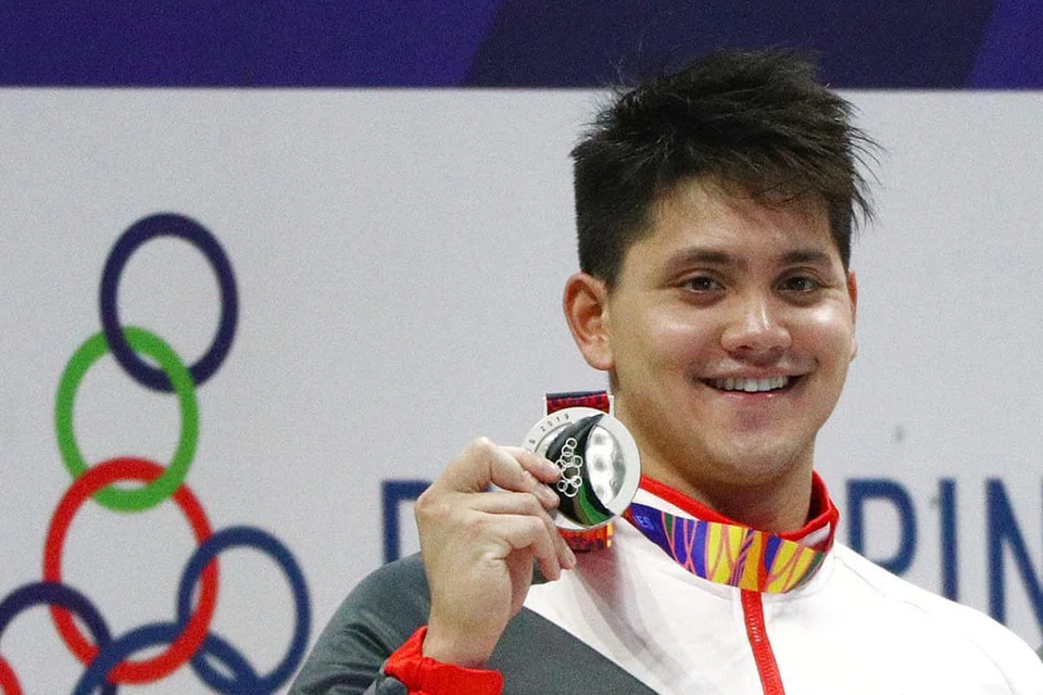 SCHOOLING: Melahirkan rasa menyesalnya membuat 'keputusan yang salah'.