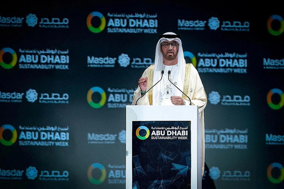 MATLAMAT TETAP TIDAK BERUBAH: Sultan Ahmed Al Jaber berkata selaku presiden yang dilantik bagi sidang kemuncak iklim COP28 yang akan berlangsung dari 30 November hingga 12 Disember 2023, keutamaannya adalah untuk mengekalkan matlamat menghadkan pemanasan global kepada 1.5 darjah Celsius - Foto REUTERS