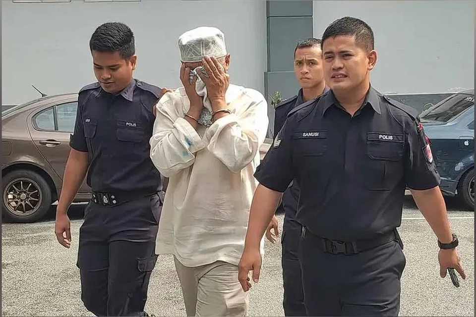 Lelaki berusia 67 tahun ditahan empat hari bagi membantu siasatan kes penipuan pakej haji membabitkan tiga beranak di Mantin.