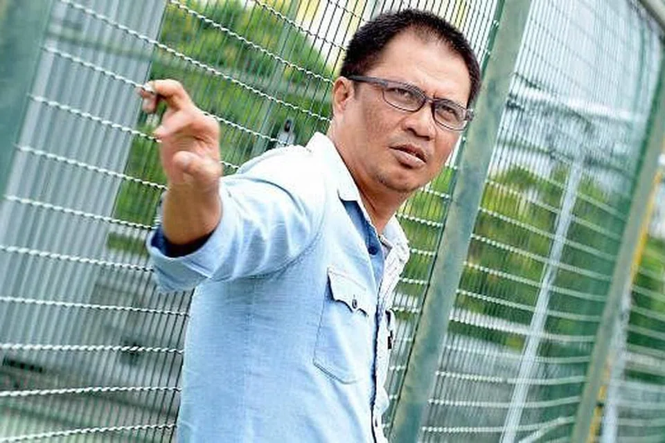 SEDIA KEMBALI BERAKSI: Selepas setahun menjalani hukuman penjara, Rafaat Hamzah kini membuat persediaan memulakan semula kerjaya seninya menerusi novel, telemovie dan pementasan. - Foto-foto TAUFIK A. KADER