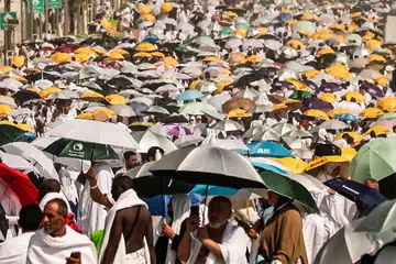 Lebih 1,300 anggota jemaah haji termasuk yang menggunakan visa lawatan, meninggal dunia akibat berjalan jauh di bawah terik matahari dan cuaca panas melampau pada musim haji 2024.